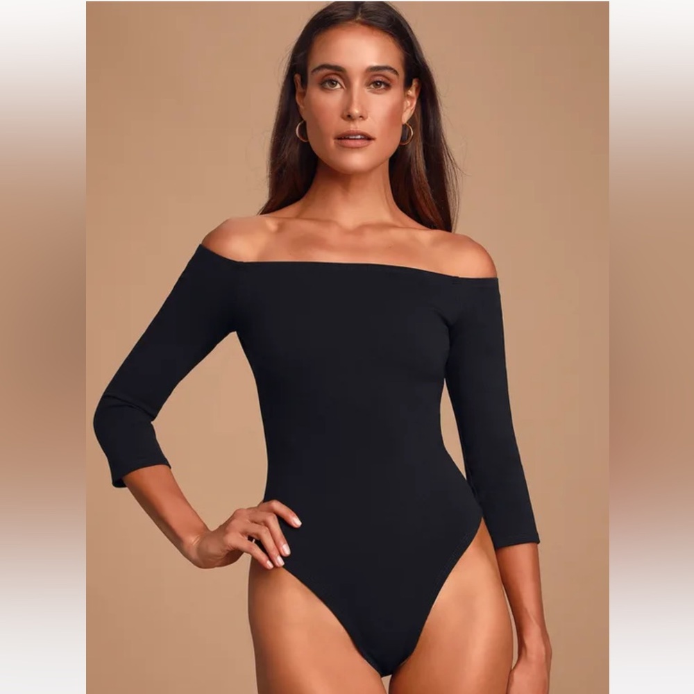 NWT Lulu’s Black Off-Shoulder Bodysuit